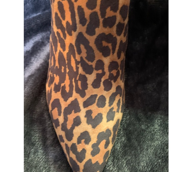 New! Sexy! Nine West Animal Print/Leopard Fivera Pointed Toe Heeled Knee Boot 9M - Picture 3 of 8